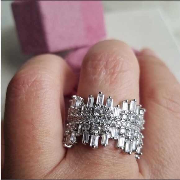 Swarovski Elements 925 Sterling Silver Statement Eternity Band NEW - Picture 2 of 6